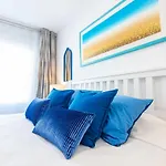 Stylish 3 Bedroom At The Heart Of Nueva Andalucia Close To Centro Plaza Marbella