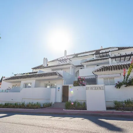 Stylish 3 Bedroom At The Heart Of Nueva Andalucia Close To Centro Plaza * מארבלה