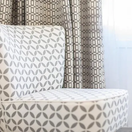 Stylish 3 Bedroom At The Heart Of Nueva Andalucia Close To Centro Plaza דירה