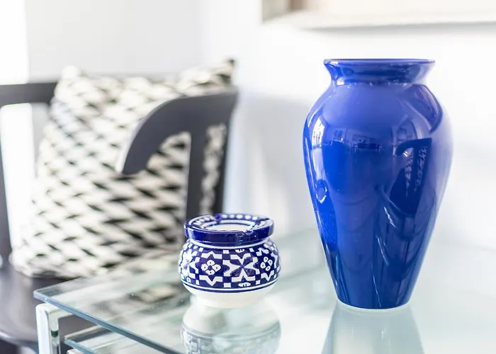 شقة Stylish 3 Bedroom At The Heart Of Nueva Andalucia Close To Centro Plaza