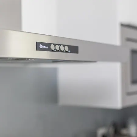 Stylish 3 Bedroom At The Heart Of Nueva Andalucia Close To Centro Plaza 아파트 *
