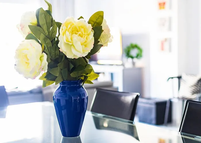 아파트 Stylish 3 Bedroom At The Heart Of Nueva Andalucia Close To Centro Plaza 마르베야