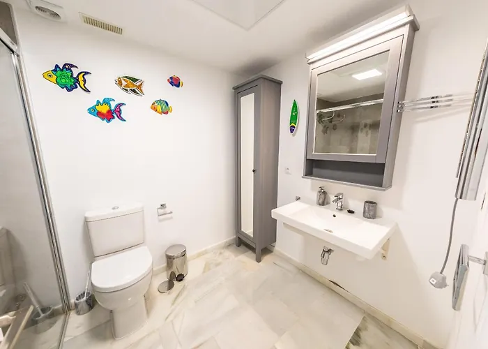 Stylish 3 Bedroom At The Heart Of Nueva Andalucia Close To Centro Plaza * 마르베야